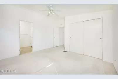 662 W Coachline Lane, Benson, AZ 85602 - Photo 8