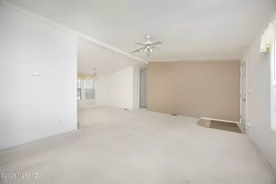 662 W Coachline Lane, Benson, AZ 85602 - Photo 4