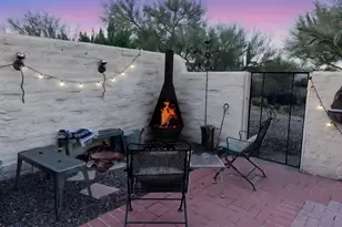 1070 W Calle Excelso, Green Valley, AZ 85614 - Photo 2