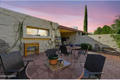 1070 W Calle Excelso, Green Valley, AZ 85614 - Photo 28