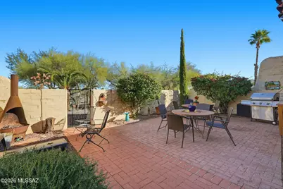 1070 W Calle Excelso, Green Valley, AZ 85614 - Photo 30