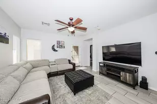 10466 E Capercaillie St, Tucson, AZ 85747 - Photo 6