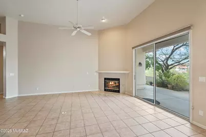 1538 W Carmel Pointe Drive, Oro Valley, AZ 85737 - Photo 8