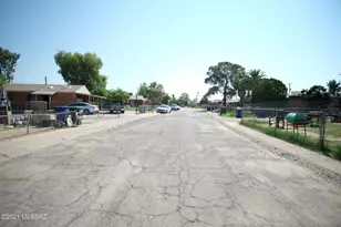 4612 E 19th St, Tucson, AZ 85711 - Photo 24