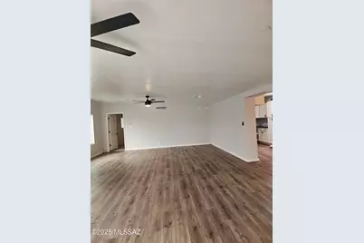6652 E Calle Herculo, Tucson, AZ 85710 - Photo 10