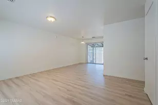816 E 10th St, Tucson, AZ 85719 - Photo 10