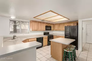 12487 N Wayfarer Way, Oro Valley, AZ 85755 - Photo 16