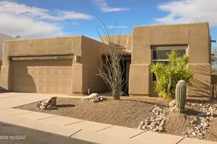 11955 N Labyrinth Dr, Tucson, AZ 85737 - Photo 2
