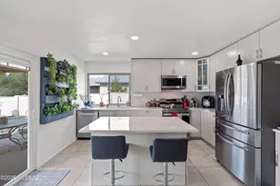 2710 S Black Moon Dr, Tucson, AZ 85730 - Photo 8