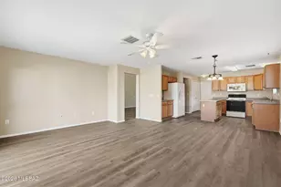 4169 E Stony Meadow Dr, Tucson, AZ 85756 - Photo 8