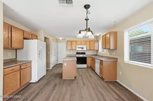 4169 E Stony Meadow Dr, Tucson, AZ 85756 - Photo 10