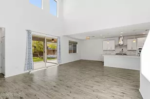 9954 E Brookbank Trl, Tucson, AZ 85747 - Photo 12