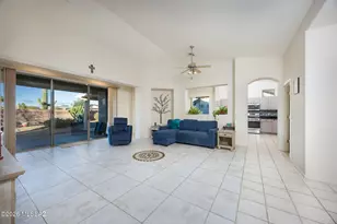 9990 N Scarlet Ranges Ln, Tucson, AZ 85743 - Photo 4