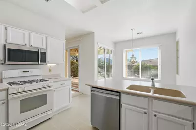 846 E Royal Ridge Drive, Oro Valley, AZ 85755 - Photo 4