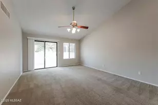 7828 N Roundstone Dr, Tucson, AZ 85741 - Photo 2