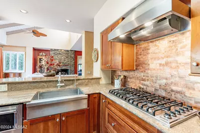 7231 E Desert Moon Loop, Tucson, AZ 85750 - Photo 16