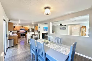 7049 S Dunnock Dr, Tucson, AZ 85756 - Photo 10