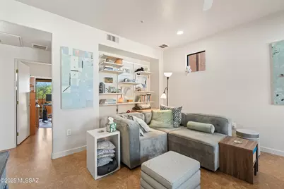 166 E Limberlost Drive #202, Tucson, AZ 85705 - Photo 8