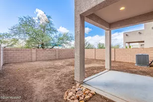 8821 N Sherry Cervi Wy, Tucson, AZ 85743 - Photo 42