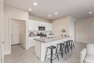 8821 N Sherry Cervi Wy, Tucson, AZ 85743 - Photo 24