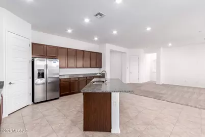 12545 N Denton Way, Marana, AZ 85653 - Photo 10