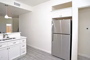 3727 E Mondego Ct, Tucson, AZ 85716 - Photo 4