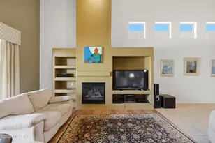 7577 E Truces Pl, Tucson, AZ 85715 - Photo 10