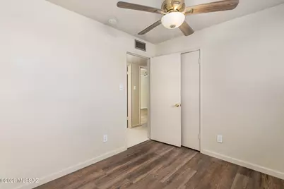 1941 S Cloverland Avenue, Tucson, AZ 85711 - Photo 12