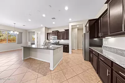 6492 W Whispering Windmill Lane, Marana, AZ 85658 - Photo 8