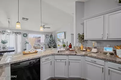 2661 W Windstar Place, Tucson, AZ 85713 - Photo 16