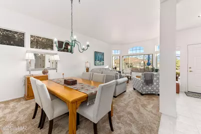 1935 E Cirrus View Drive, Oro Valley, AZ 85755 - Photo 8