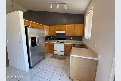 8628 S Desert Dove Drive, Tucson, AZ 85747 - Photo 4