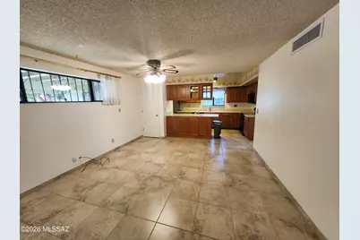 1833 S Oak Park Drive, Tucson, AZ 85710 - Photo 10