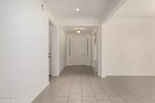 4400 S Saginaw Hill Dr, Tucson, AZ 85746 - Photo 10