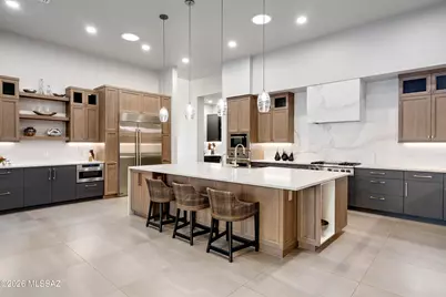 2126 E Desert Garden Drive, Tucson, AZ 85718 - Photo 18