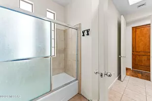 6400 N Nirvana Pl, Tucson, AZ 85750 - Photo 32