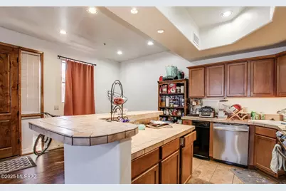 446 N Campbell Avenue #2204, Tucson, AZ 85719 - Photo 12