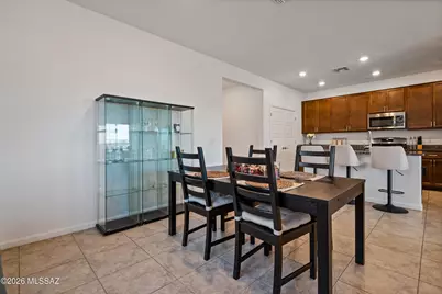 7738 S Sugarbend Drive, Tucson, AZ 85757 - Photo 18