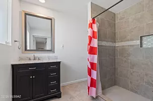 8449 E Kent Pl, Tucson, AZ 85710 - Photo 20