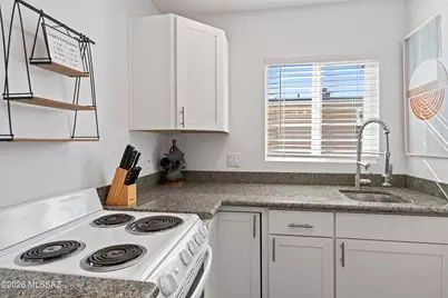 8449 E Kent Place, Tucson, AZ 85710 - Photo 28