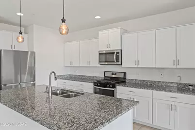 10704 W Embrey Drive, Marana, AZ 85653 - Photo 10