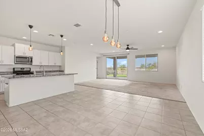 10704 W Embrey Drive, Marana, AZ 85653 - Photo 8