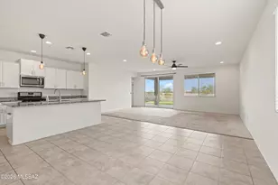 10704 W Embrey Dr, Marana, AZ 85653 - Photo 8