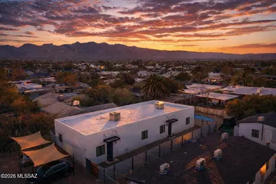 2720 N Hopi Place, Tucson, AZ 85705 - Photo 1