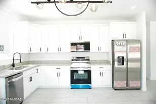 165 Colima Ct, Rio Rico, AZ 85648 - Photo 8