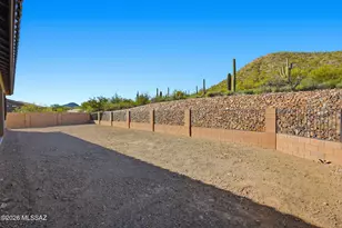 876 S Castar Dr, Tucson, AZ 85745 - Photo 32