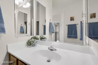 1963 E Desert Lark Pass, Green Valley, AZ 85614 - Photo 18