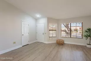 14561 N Line Post Ln, Oro Valley, AZ 85755 - Photo 8