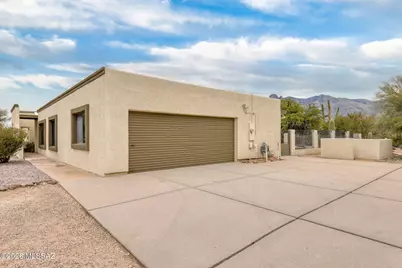 6090 N Calle De La Culebra, Tucson, AZ 85718 - Photo 6