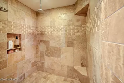6513 N Green Briar Drive, Tucson, AZ 85718 - Photo 14